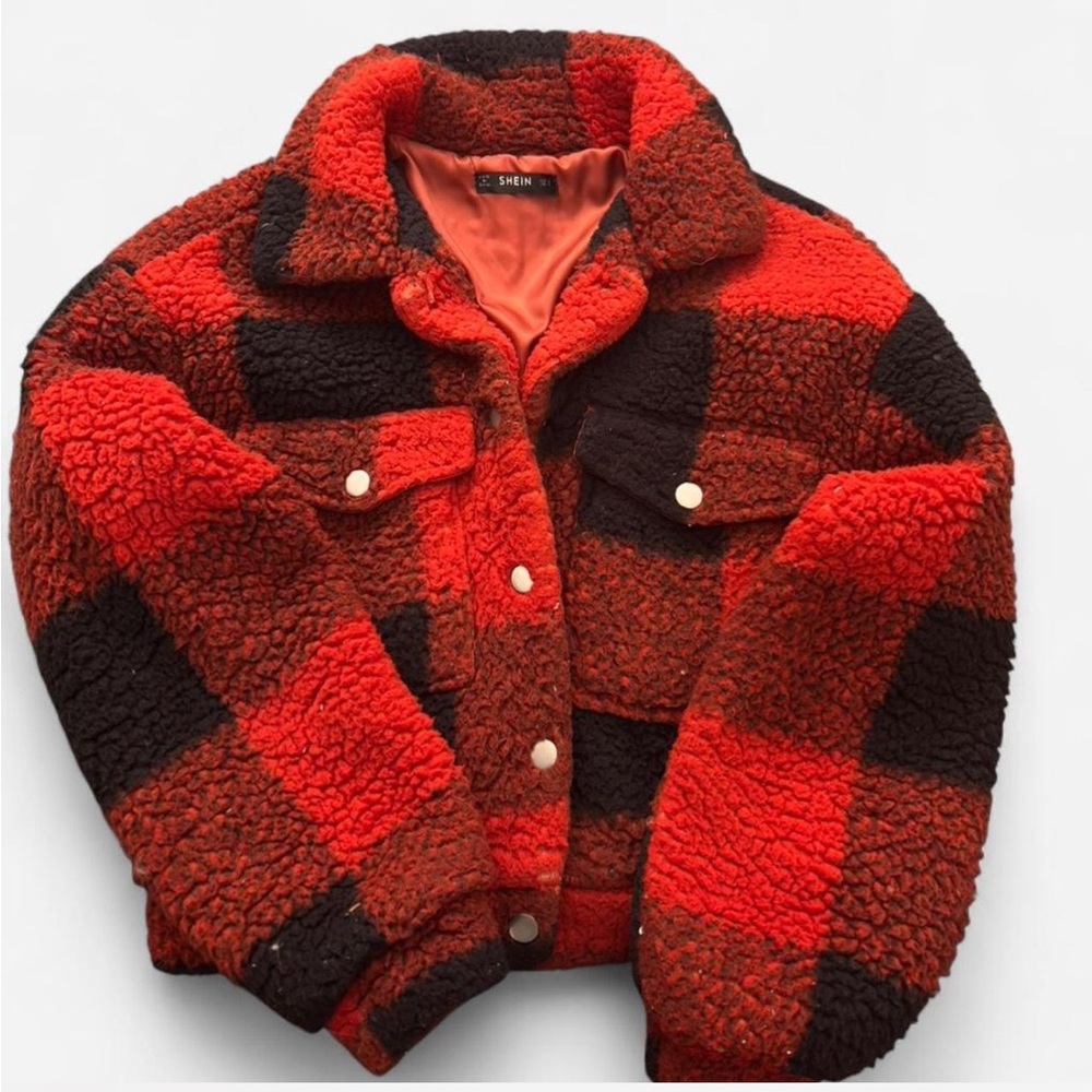 SHEIN Kids Checkered Red and Black Puffer Jacket